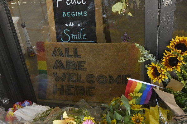 Canada warns LGBTQ travelers of visiting the United States