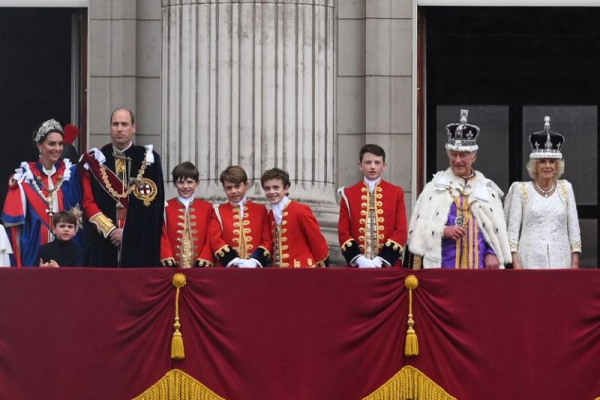 British sharply divided over support for monarchy, poll says