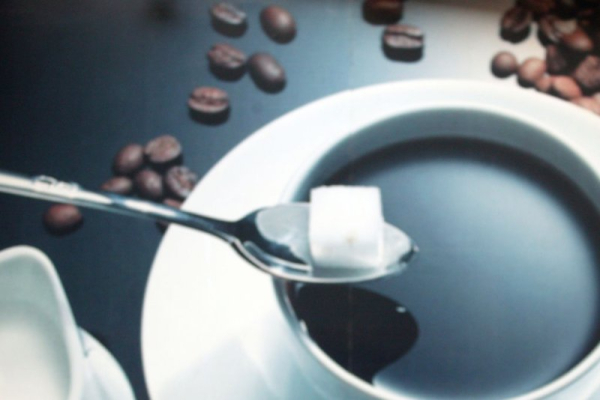 Drinking dark tea could be key to balancing blood sugar levels, research suggests