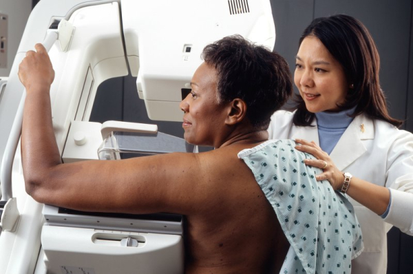 Many women miss signs of breast cancer, study shows