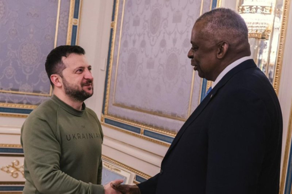 Lloyd Austin makes unannounced visit to Kyiv Lloyd Austin makes unannounced visit to Kyiv