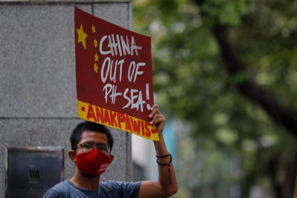 U.S. backs Philippines in spat with China over blocked access to ship on disputed shoal U.S. backs Philippines in spat with China over blocked access to ship on disputed shoal