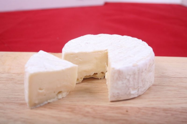 Mrs. Kirkham's Lancashire Cheese recalled due to suspected E.Coli contamination