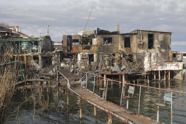 Russian strikes cause widespread electrical outages in Kherson region