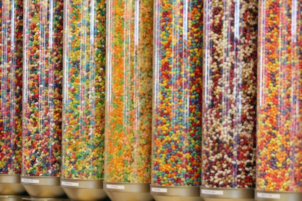 Illinois moves to ban Red No. 3, other harmful food additives