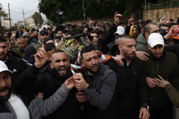 Israeli special forces kill 3 militants in covert raid on West Bank medical center