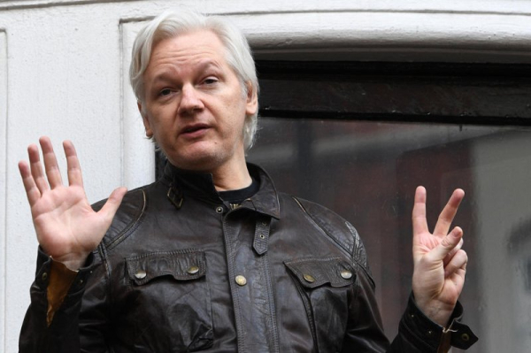 Australia approves motion urging Britain to return Julian Assange