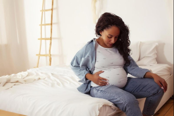 Rate of long COVID may be lower in pregnant people, study suggests