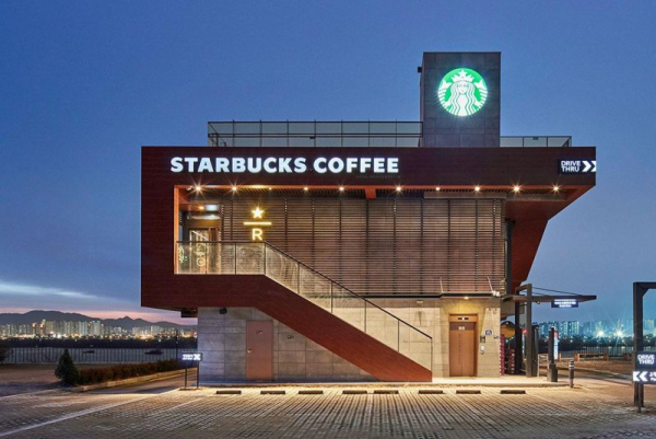 Starbucks sees growth in Asia, where coffee becoming 'a thing' Starbucks sees growth in Asia, where coffee becoming 'a thing'