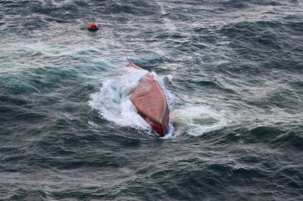8 dead, 2 missing as South Korean-flagged tanker capsizes off western Japan 8 dead, 2 missing as South Korean-flagged tanker capsizes off western Japan