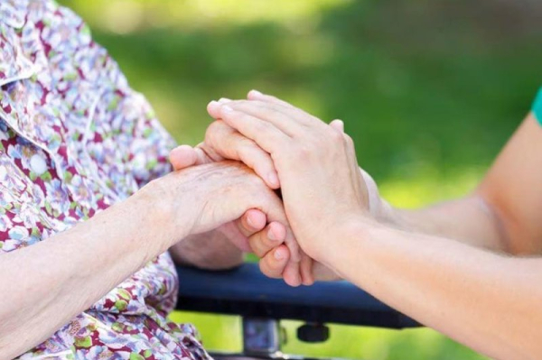 Alzheimer's caregivers are stressed amid rising costs, complexity of accessing care