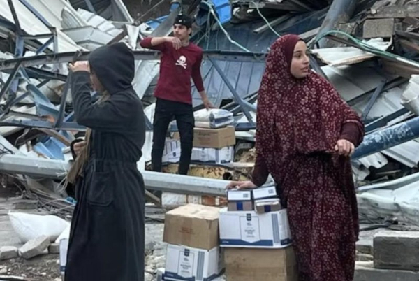 Critical aid, food delivered by sea to starving families in war-torn northern Gaza