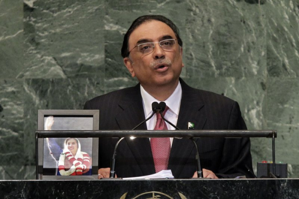 Former Pakistani President Asif Zardari elected to historic second term