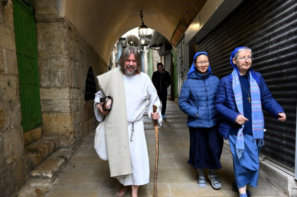 Jerusalem Christians compare Gaza suffering to Jesus' crucifixion in Easter message