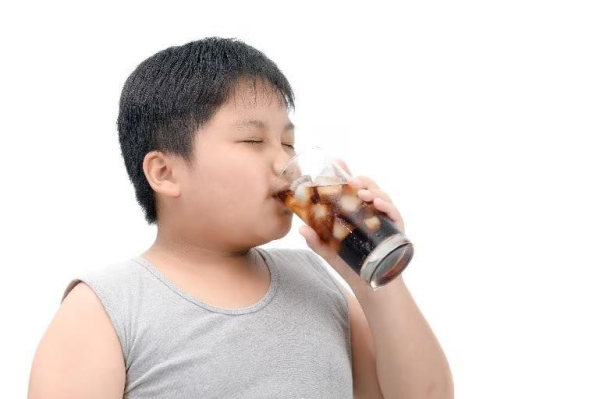 Sugary soda, fruit juice linked to higher risk for Type 2 diabetes among boys