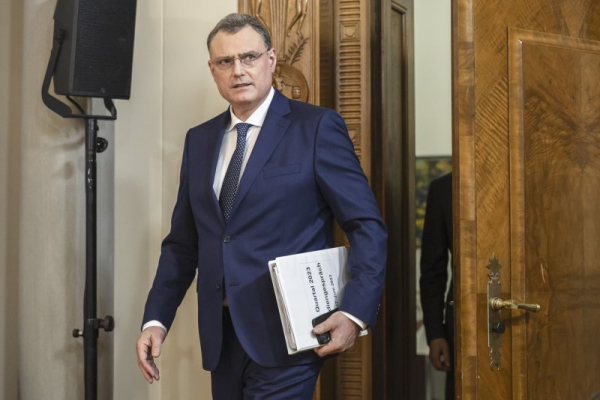 Switzerland becomes first major economy to cut interest rates, citing inflation below 2%