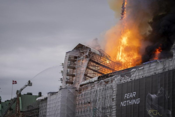 Fire engulfs Denmark's old stock exchange building