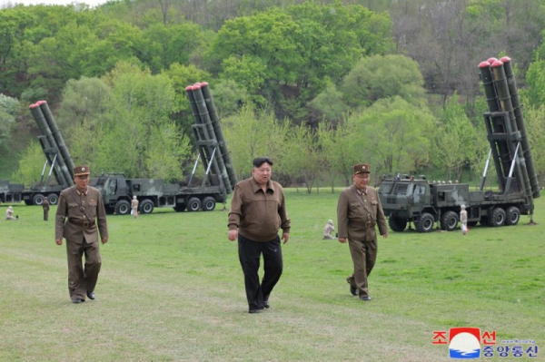 Kim Jong Un oversees North Korean 'nuclear trigger' counterattack drill