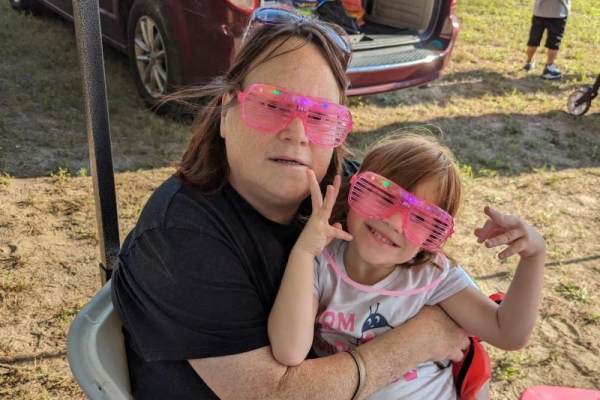 New Jersey woman gets first-ever pig kidney transplant with mechanical heart pump