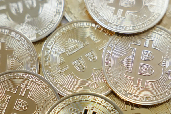 Philippines orders Apple, Google to remove Binance from app stores