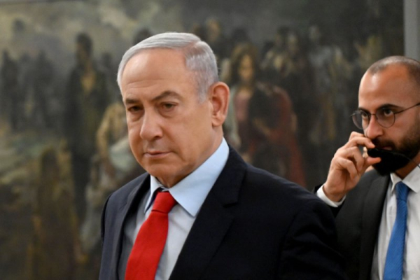 Reports: Israel attacks military base in central Iran