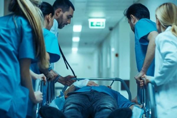 Buildup of fentanyl residue on shared pipes is overdose risk