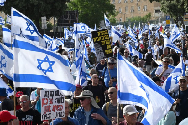 Israeli anti-government protesters demand early elections, hostage release in 'Day of Disruption'