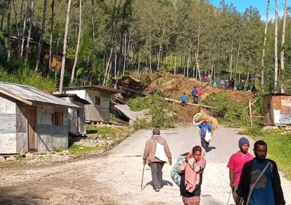 Officials: More than 2,000 buried in Papua New Guinea landslide