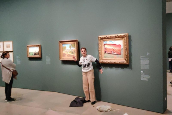 Climate activist defaces Monet paining in Paris