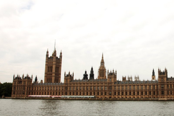 Omagh inquiry holds first hearing on killing of 29 in dissident republican car bombing