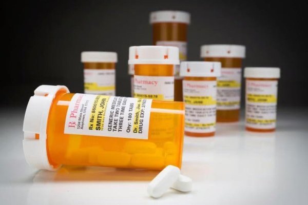 Studies show daily antibiotic use may prevent STDs in high-risk groups