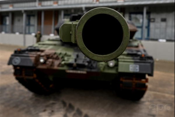 Canada says Ukraine can use donated tanks in Russia