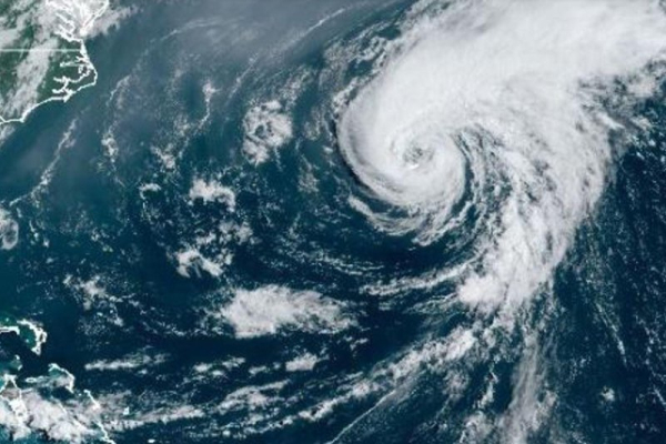 Ernesto makes landfall in Bermuda as Category 1 hurricane