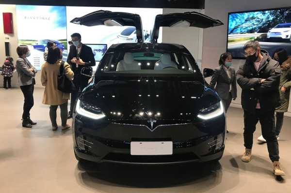 European Union proposes reduced tariffs on Tesla, Chinese-made EVs
