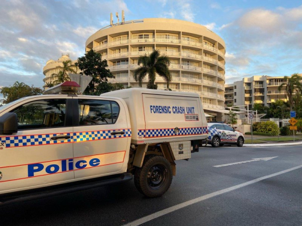 Helicopter on unauthorized flight crashes into Australian hotel, killing pilot