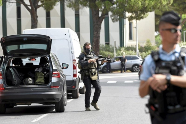 Police treating explosion in France as terrorist act Police treating explosion in France as terrorist act