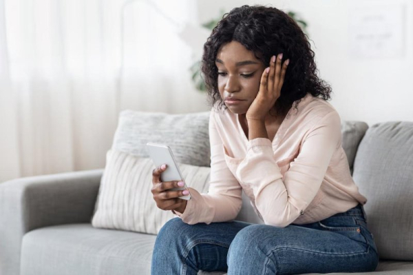 Study: Scrolling through online videos increases boredom Study: Scrolling through online videos increases boredom