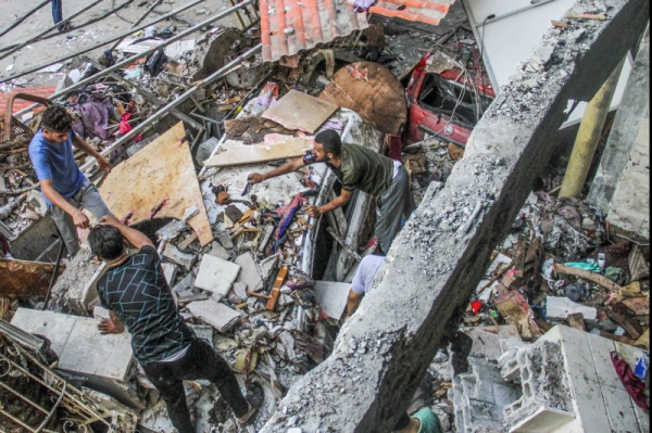 U.N. says Israeli evacuation orders forced it to suspend humantiarian aid operations in Gaza