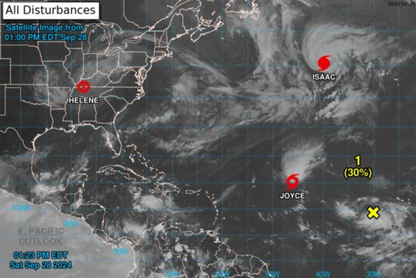 Hurricanes Isaac, Joyce move in Atlantic with no threats to land