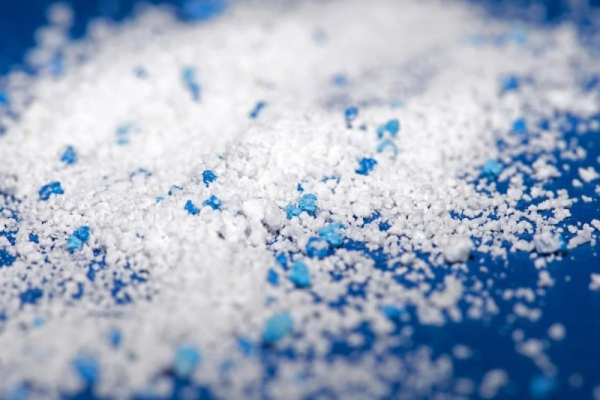 Study: Breathing might bring microplastics into brain