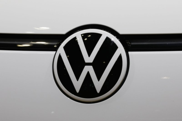 Volkswagen pitches closure of three plants, layoffs