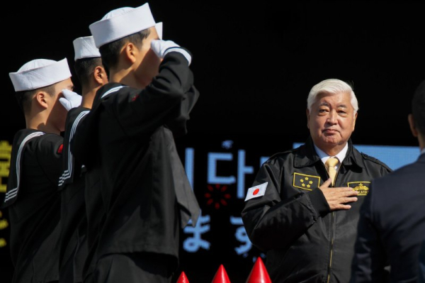 Japan defense minister boards S. Korean warship for first time to show military cooperation