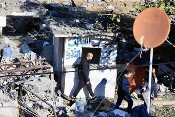 U.S. envoy off to Israel for truce talks; Hezbollah chief says deal depends on Netanyahu