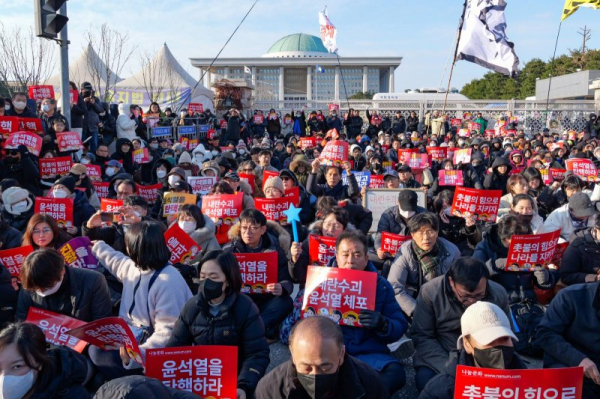 Enormous rally calls for Yoon's ouster ahead of South Korean impeachment vote