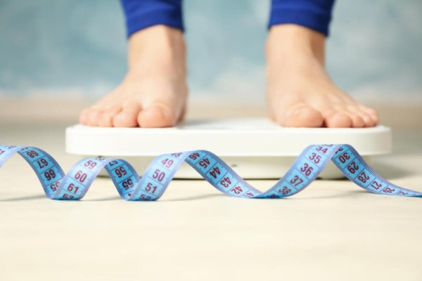 Weight loss may bring big healthcare savings to Americans