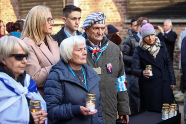 Holocaust survivors gather at Auschwitz to mark 80 years since liberation Holocaust survivors gather at Auschwitz to mark 80 years since liberation