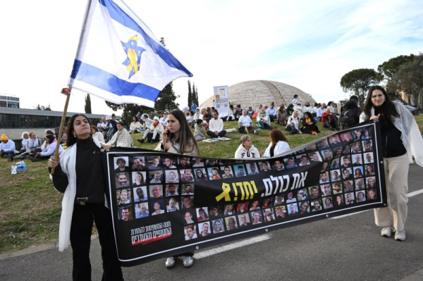 Israel, Hamas agree to cease-fire, exchange of hostages, prisoners