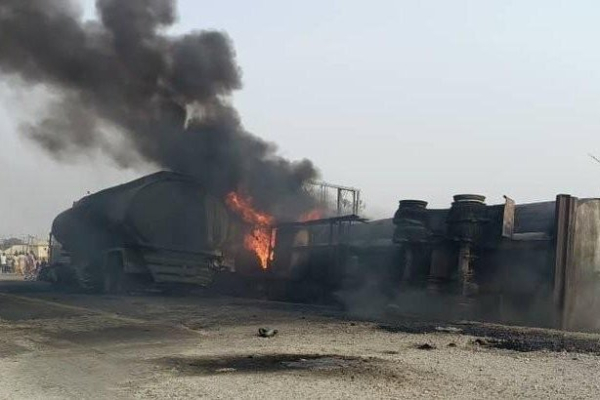 More than 70 killed, dozens injured in Nigeria fuel tanker explosion