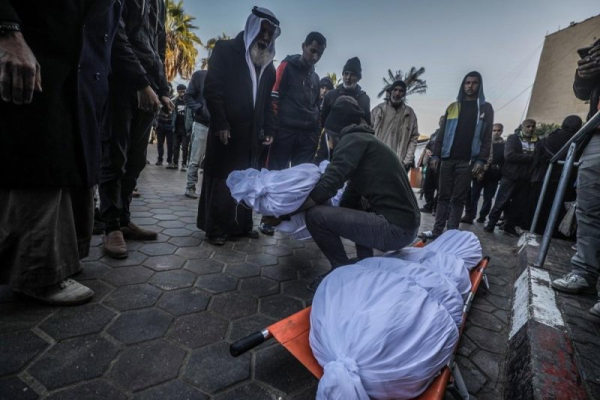 Palestinians say 17 Gaza civilians killed in New Year's airstrikes by Israel Palestinians say 17 Gaza civilians killed in New Year's airstrikes by Israel
