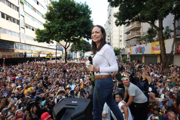 Venezuelan security forces arrest, release opposition leader Machado